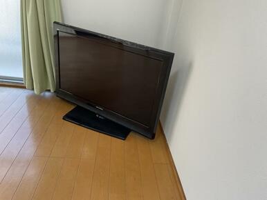 ３２型テレビ