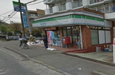 ファミリーマートエクセレンス野川店