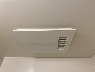 浴室乾燥暖房機ついています！