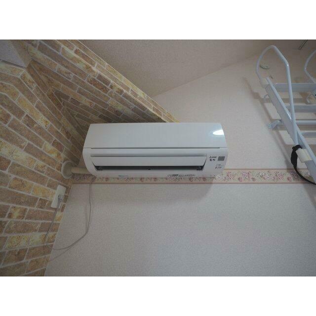 快適に過ごせるエアコン付