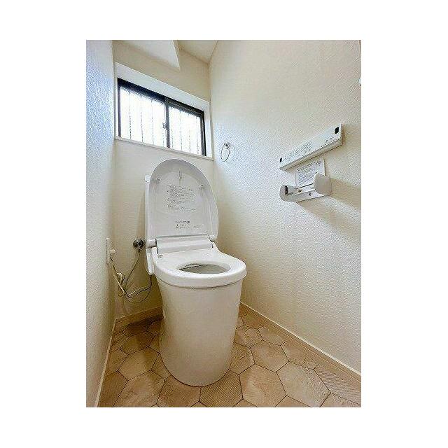「トイレ」新品のトイレです。