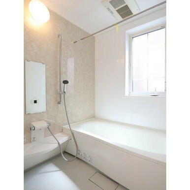 ゆったりとしたバスルーム☆