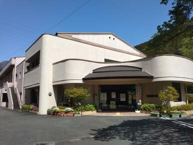 浜松市立龍山図書館