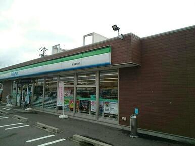 ファミリーマート東海富木島店
