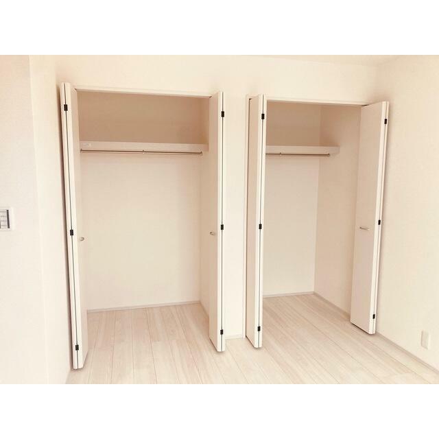 賢く収納しながら季節ごとの装いを楽しみたい（1号棟）