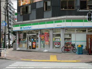 ファミリーマート墨田菊川駅前店