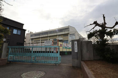 大塚小学校