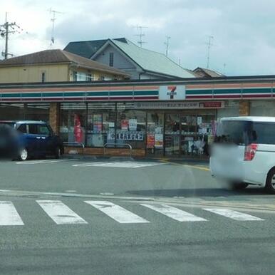 セブンイレブン京都伏見醍醐店