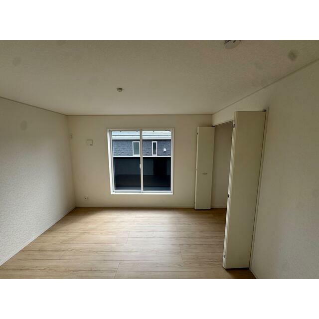 客室としても便利な洋室