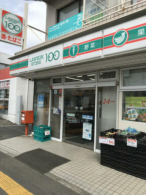 ローソンストア１００金沢六浦店