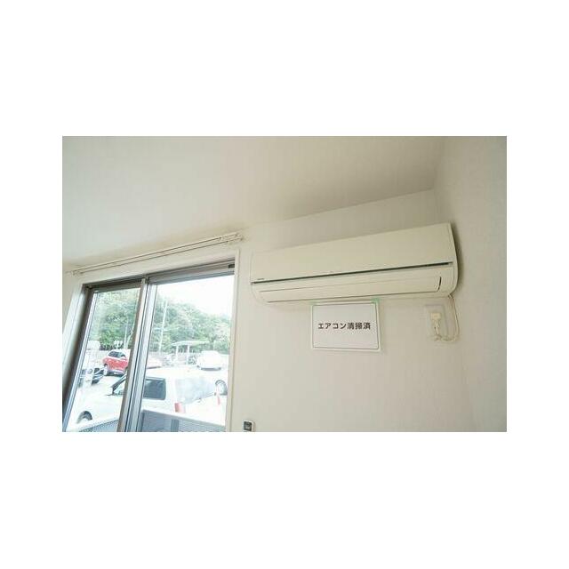 綺麗にクリーニングを入れたエアコン付きです