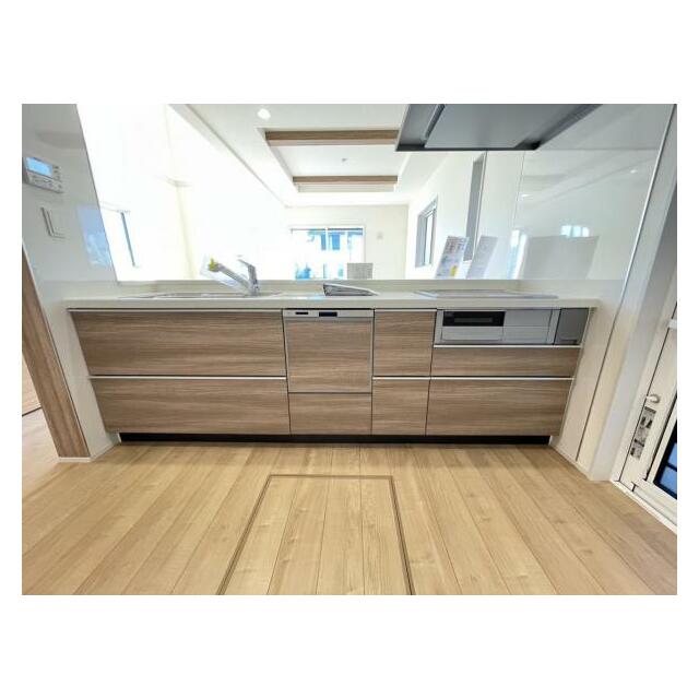 家族の顔が見えるカウンターキッチン！配膳や片付けも楽にできますね＾＾