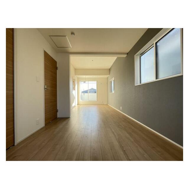 お子様の成長に合わせて間取りの変更が可能！各部屋にドア・収納ついています＾＾