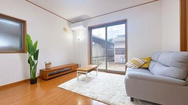 「LDK」家具付き写真１