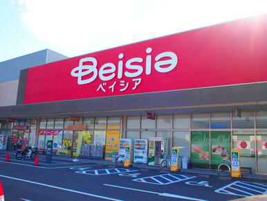 ベイシア　みよし店