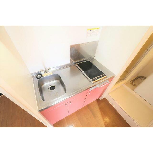 ワイドキッチン2口コンロでお掃除が楽チン