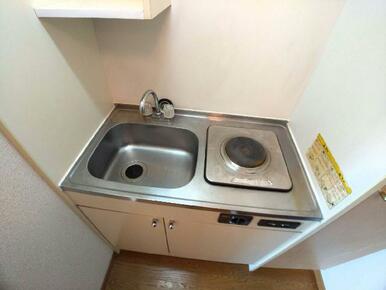 一人暮らしにピッタリの機能的なシンク