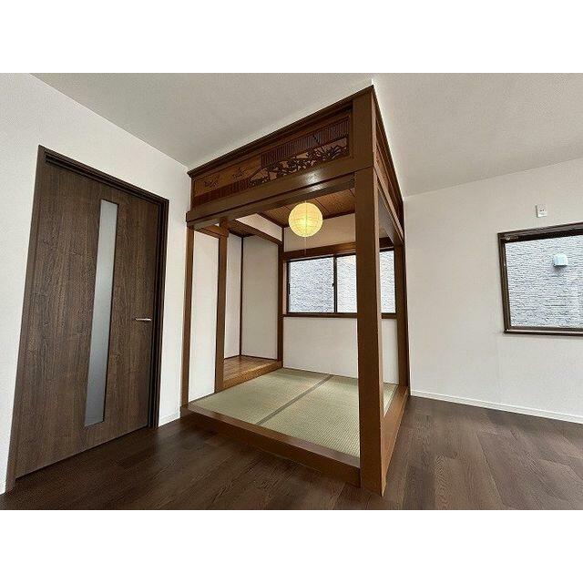 「ＬＤＫ」畳上の小上がりがあります