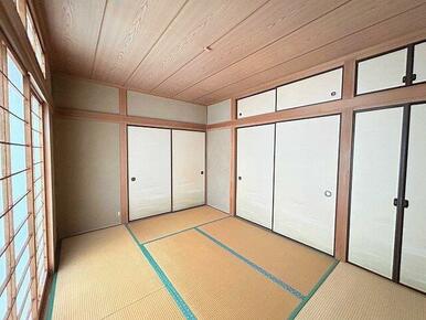 「一階和室」約６帖の和室です
