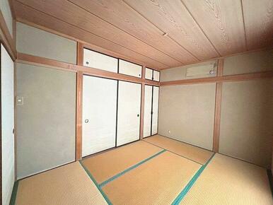 「一階和室」押入付きです