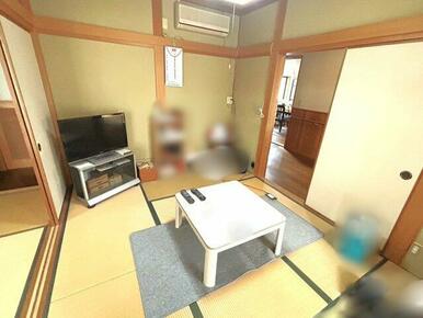 玄関横の和室は応接室や、親族の集うお部屋にピッタリです！