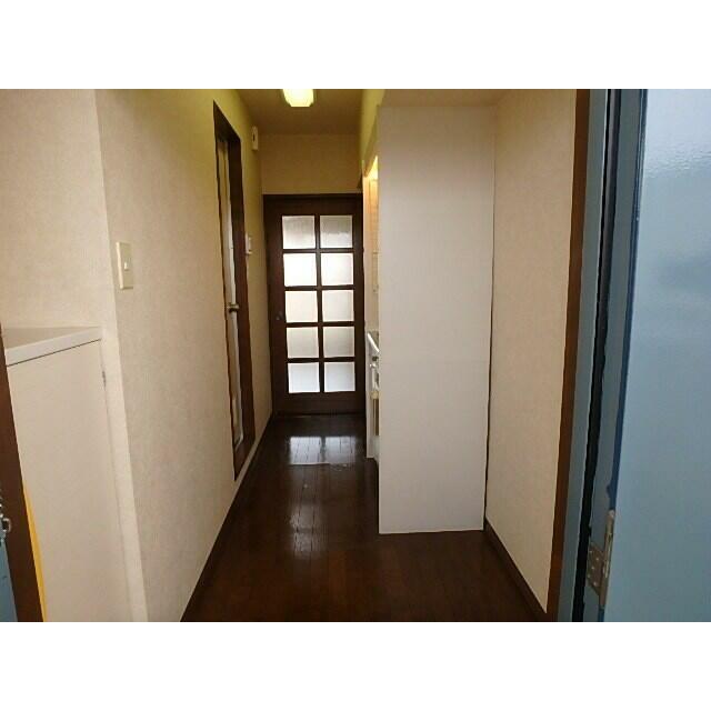 床はフローリングです