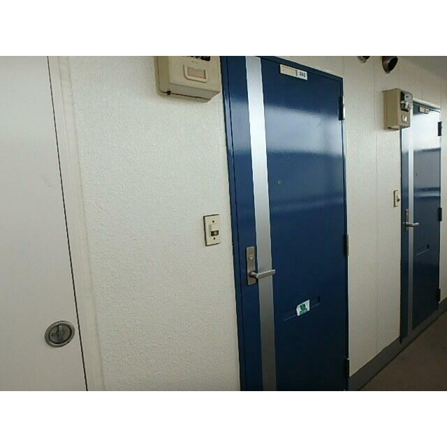 玄関前など共用部はお掃除が行き届いていてきれいです！