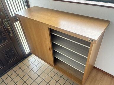 シューズボックス