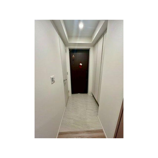 段差のないフルフラットな設計になります。