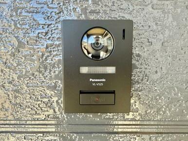 「設備」インターホン新品交換済み