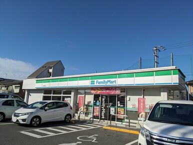 ファミリーマート高松茜町店