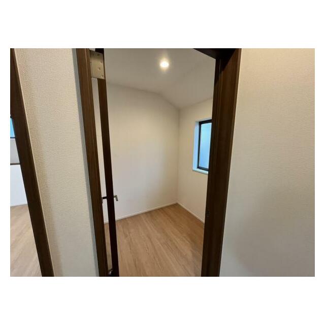 収納やちょっとしたお部屋としてもお使いいただけます＾＾