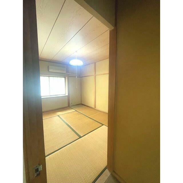 ２階和室（南側）♪