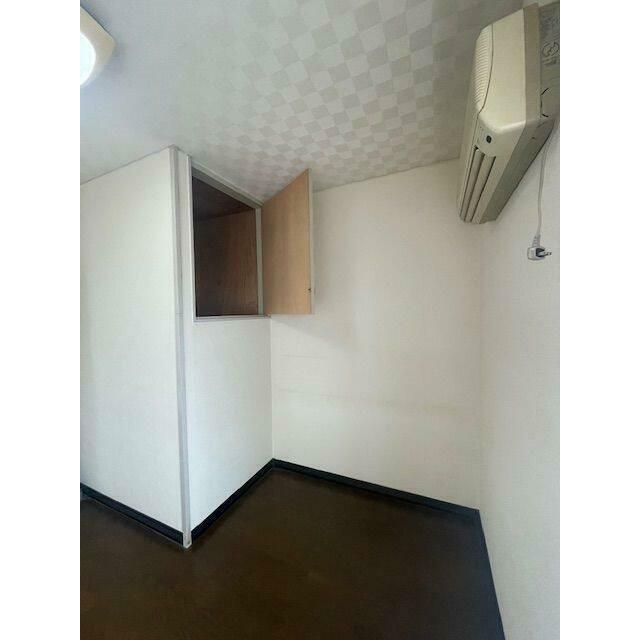 ２階洋室収納♪