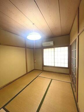 ２階和室（南側）♪