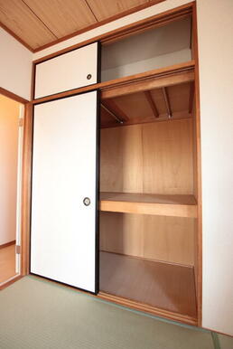 和室に押入れがございます！