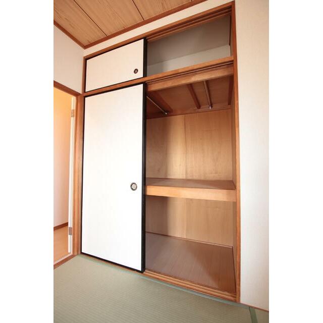 和室に押入れがございます！