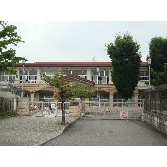 青葉台小学校まで450ｍ