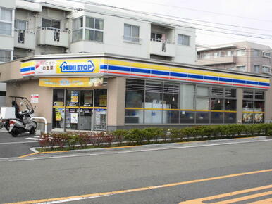 ミニストップ調布東つつじケ丘店