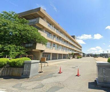 富山市立呉羽小学校