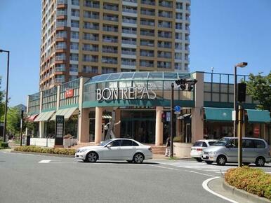 ボンラパス百道店