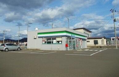 ファミリーマート大館大田面店