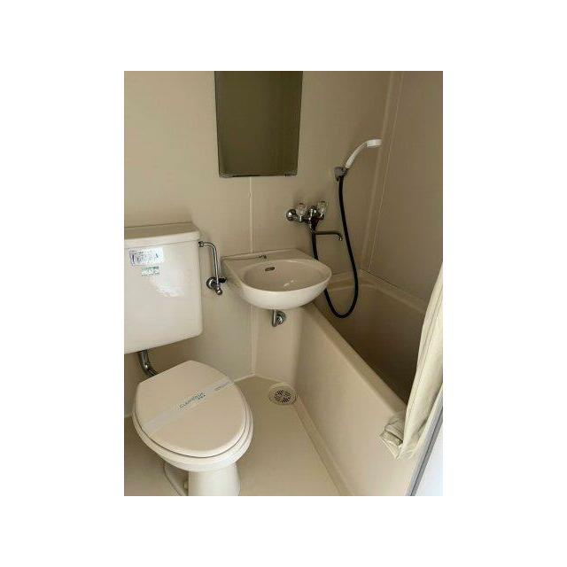 日々の疲れを癒すお風呂付です