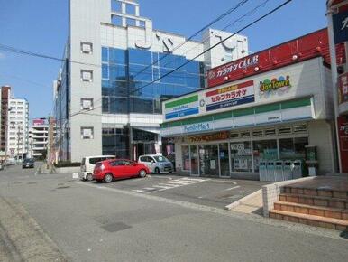 ファミリーマート 別府浜町店