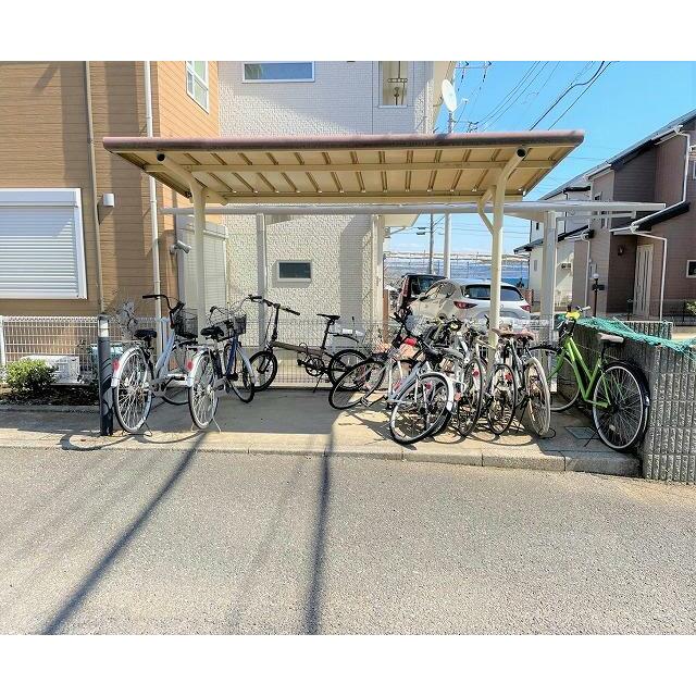屋根付き駐輪場