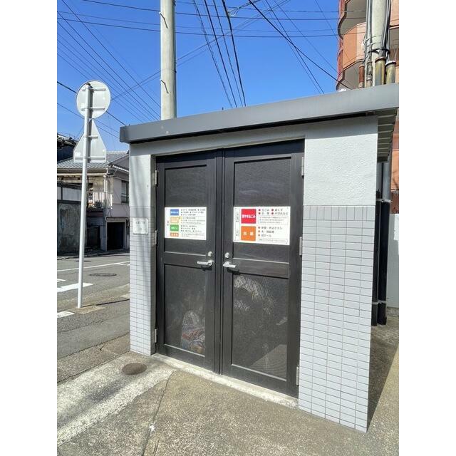 ゴミ置き場