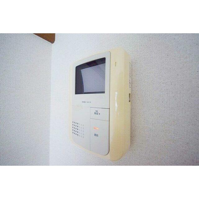 ★安心のモニタ付きドアホン★