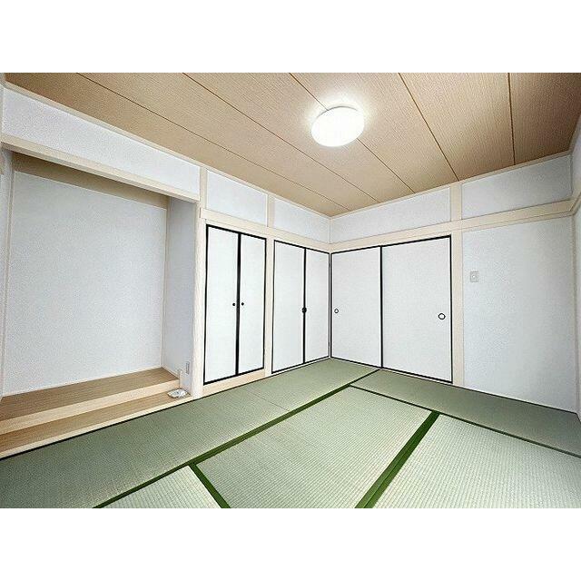 「１階和室」１階６帖和室の別角度からの様子です