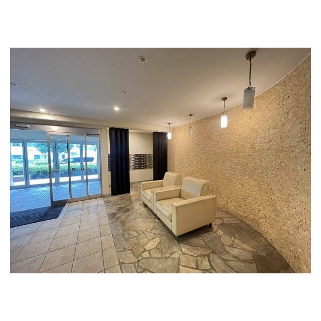 「共用部」エントランス