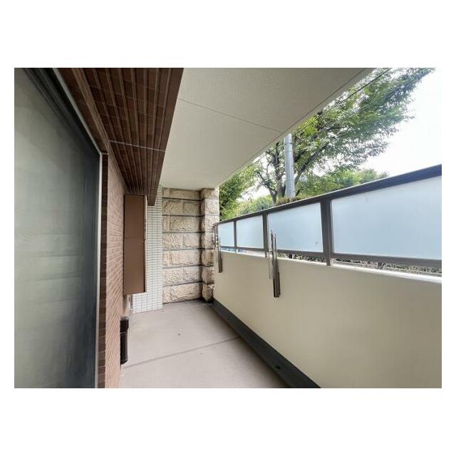 「バルコニー」